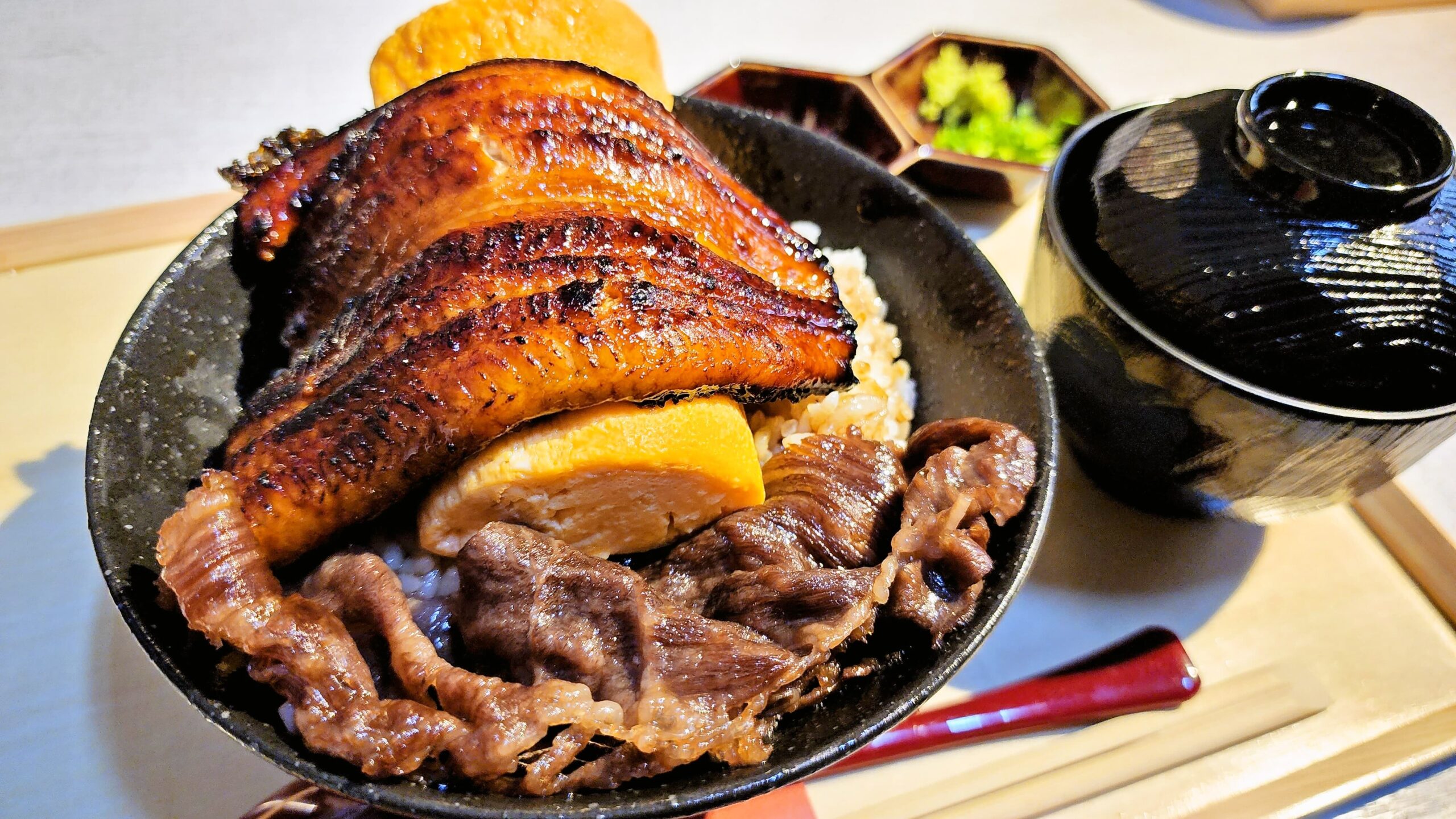 昼どきうなぎ うな綴の鰻卵丼