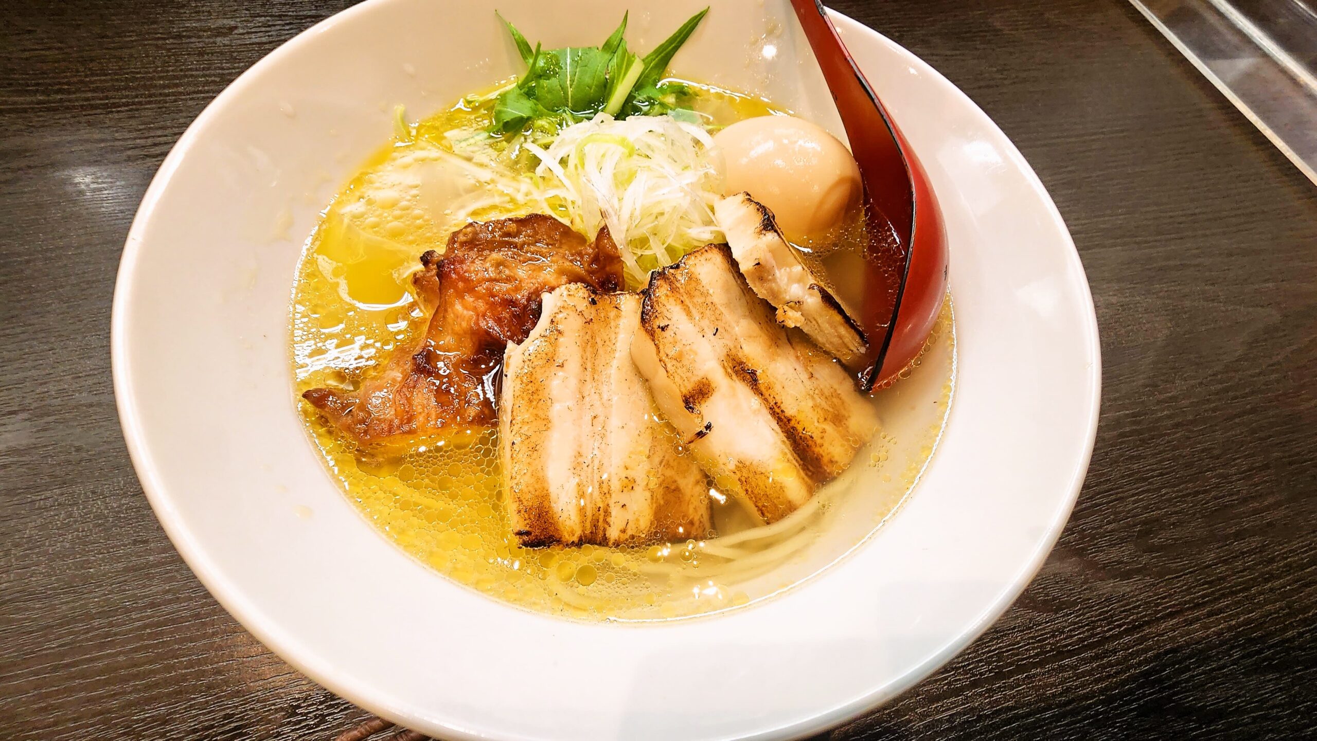 甘藍屋のメニューの塩ラーメン
