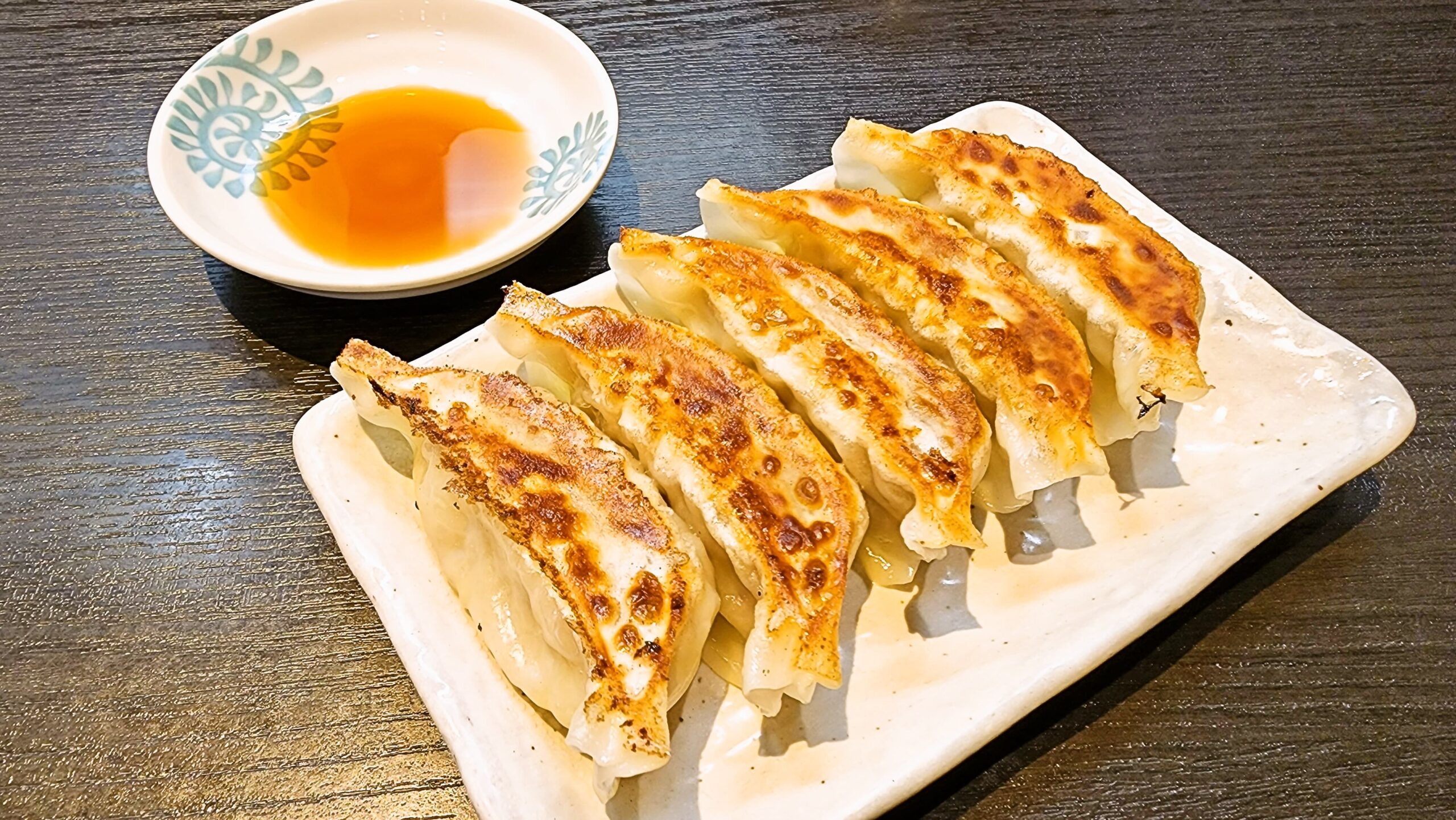 甘藍屋のメニューのバナギョ