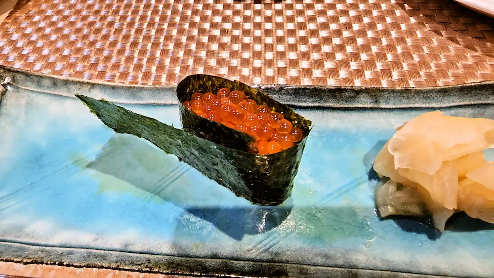 かなざし_いくら_軍艦巻き