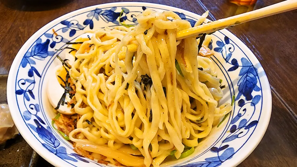 焼きあご中華そば おおさわ あご出汁まぜそば 味玉入り 2