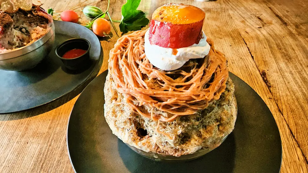 お芋りぜと糸のモンブランのかき氷