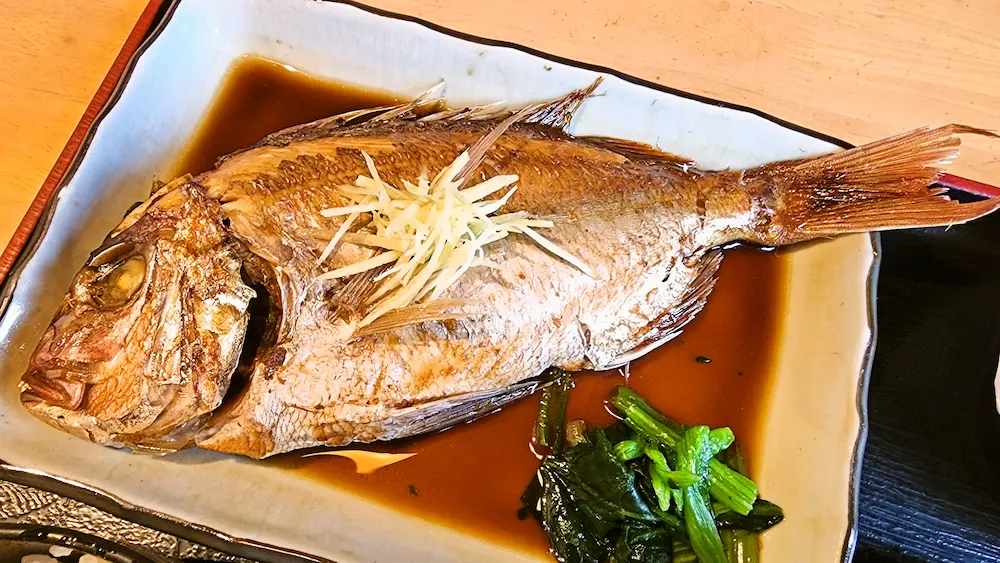味くらべの煮魚