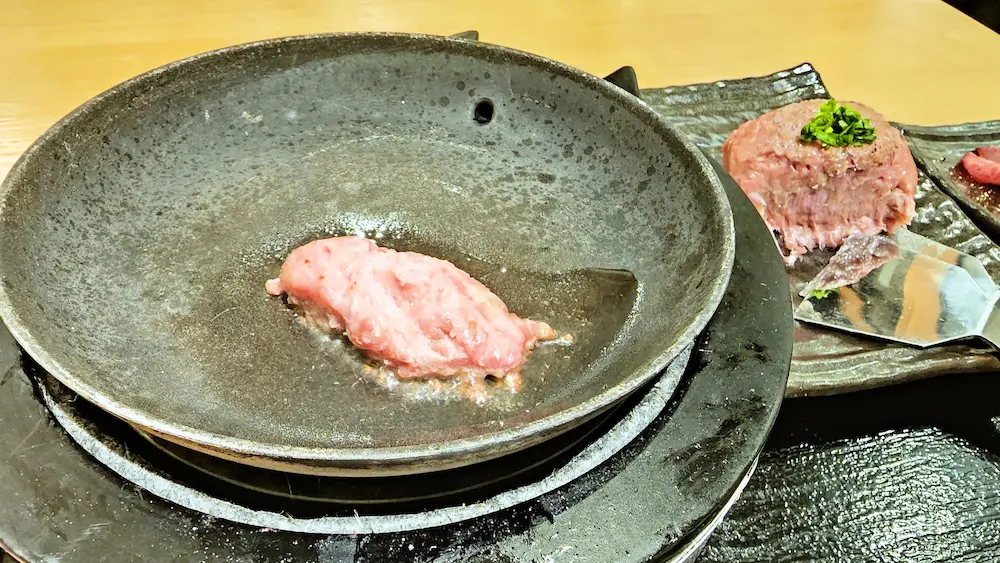 花よりハンバーグを焼く