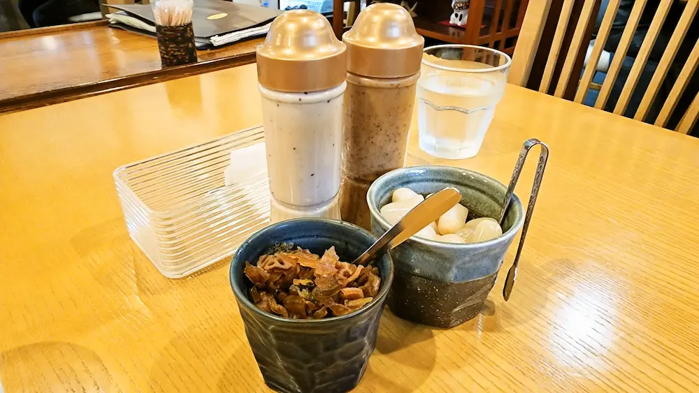 カレーハウスJIB足高店で提供される福神漬け