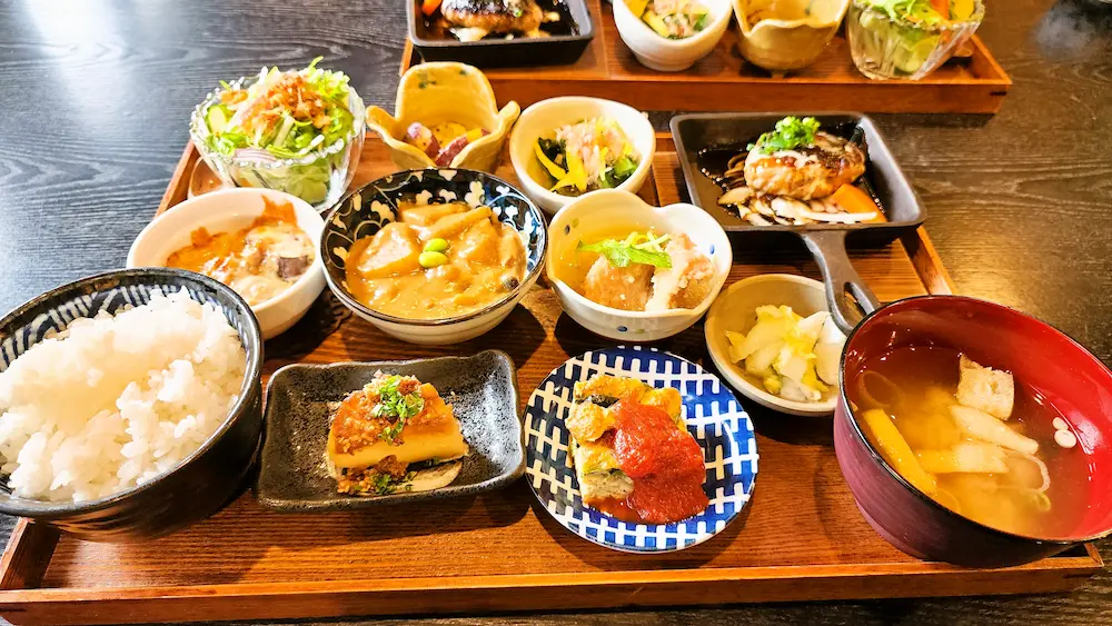 昼ごはんや おばんざいのおばんざい料理