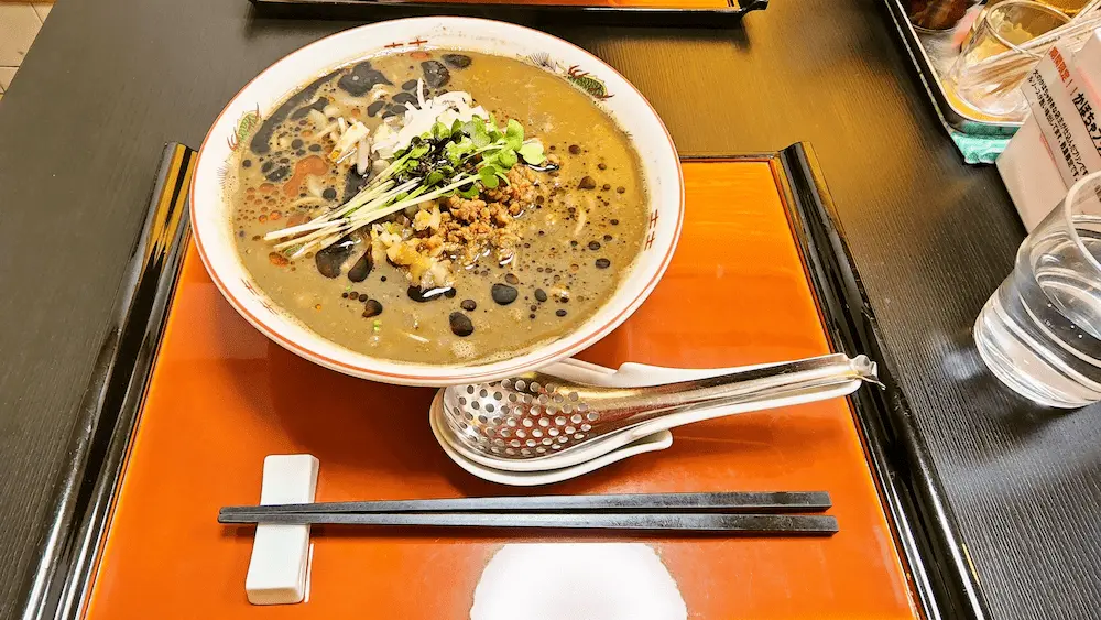 發巳 藤枝店の黒胡麻担々麺