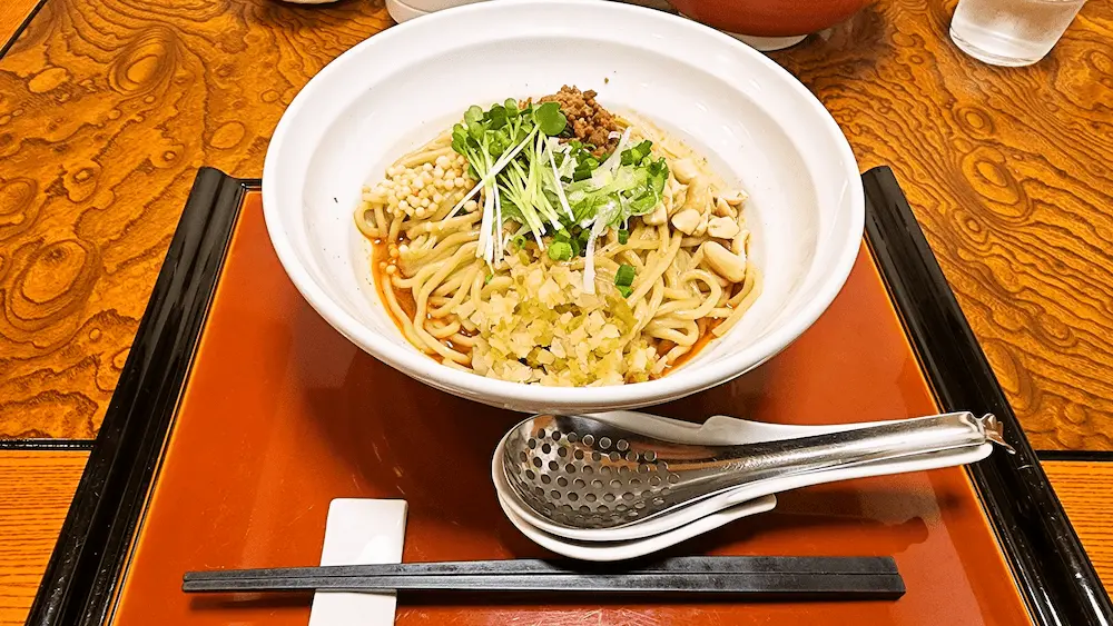 發巳 藤枝店の汁なし担々麺