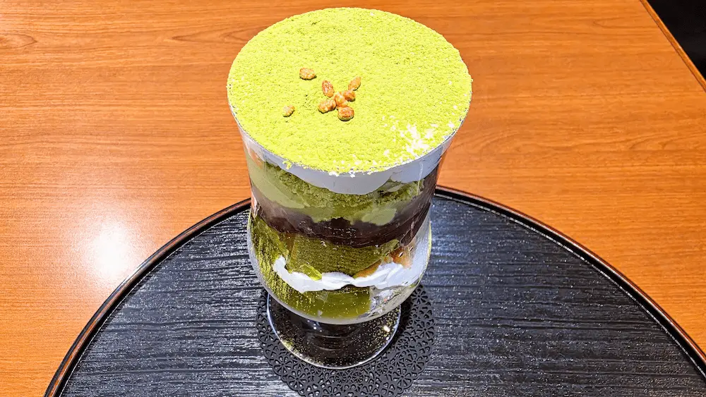 四季菜 Gelato & Café きらりのきらり抹茶パフェ