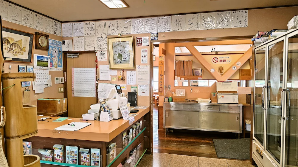 海女の小屋 店内の様子