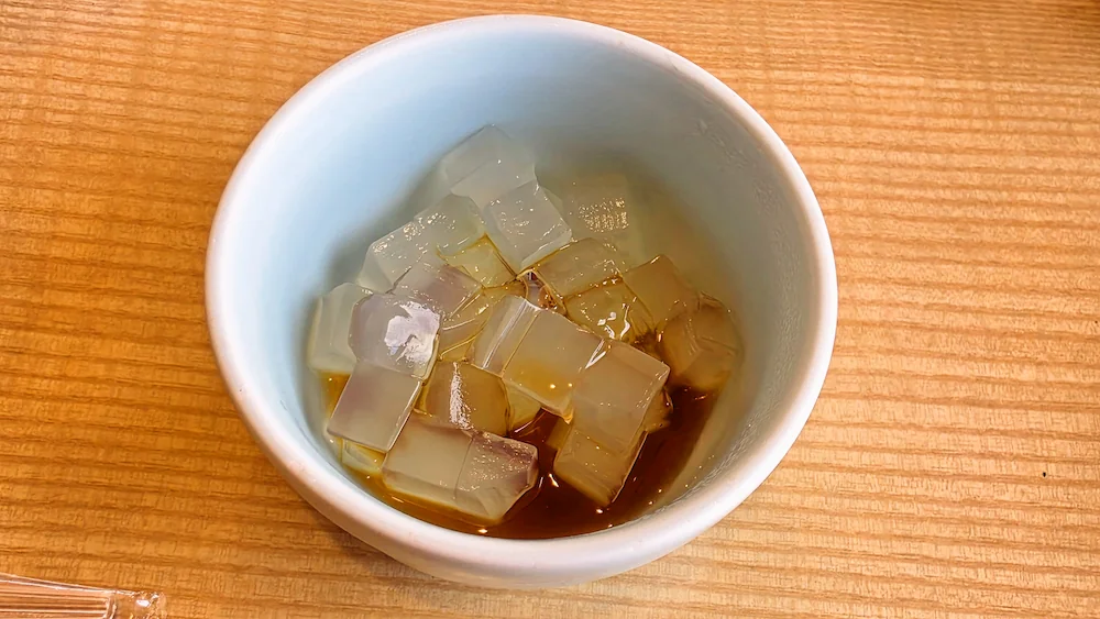 海女の小屋 あら煮定食のところてん