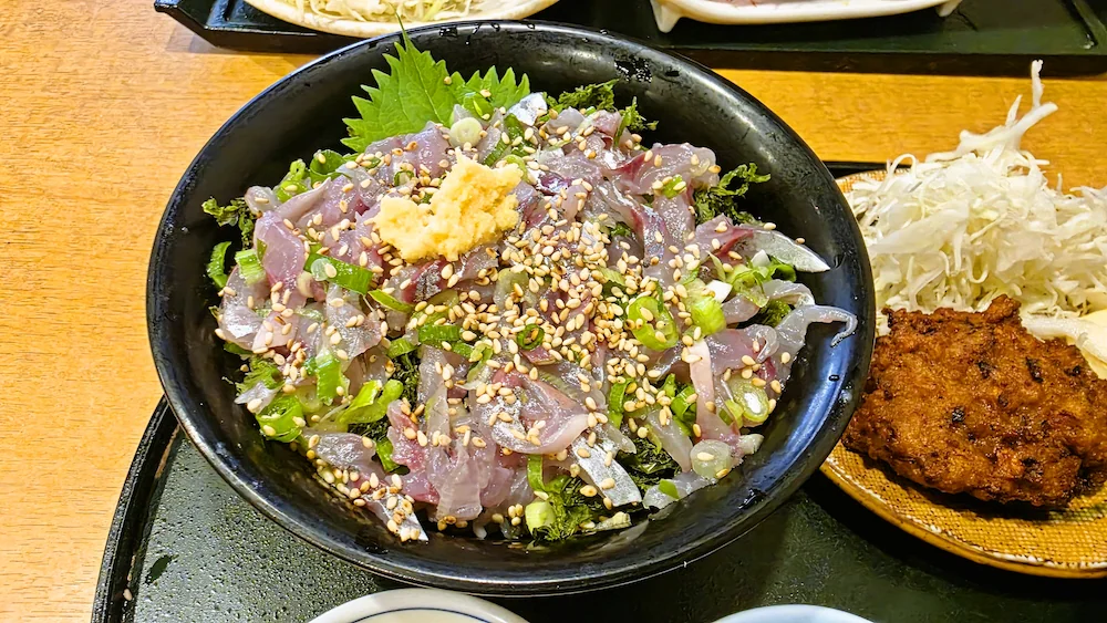 味里 アジのたたき丼