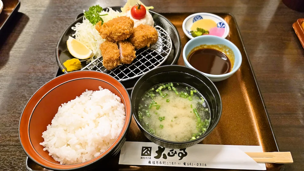 大正亭のヒレカツ定食