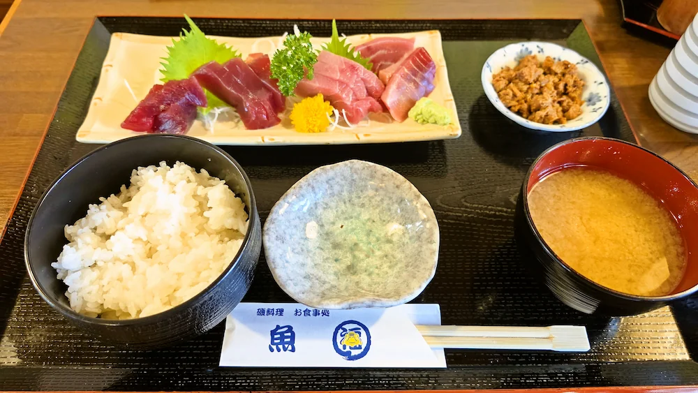 魚福の本マグロ中トロ＆赤身ミックスB並盛