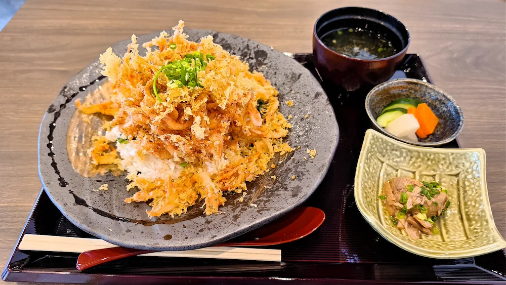 しずまえ食堂の大満足 桜えびのかき揚げ丼